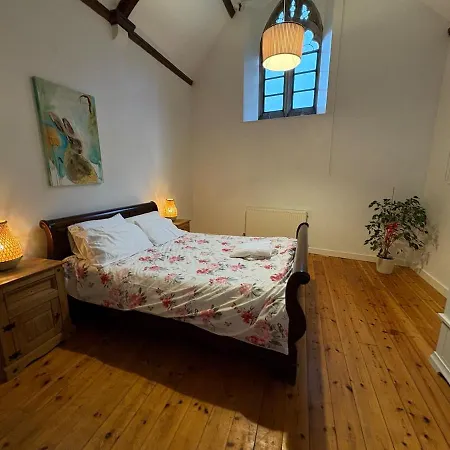 Converted Chapel In Old Market * Bristol