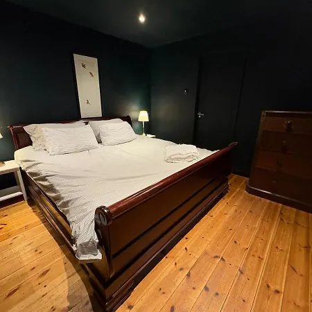Converted Chapel In Old Market Apartment *